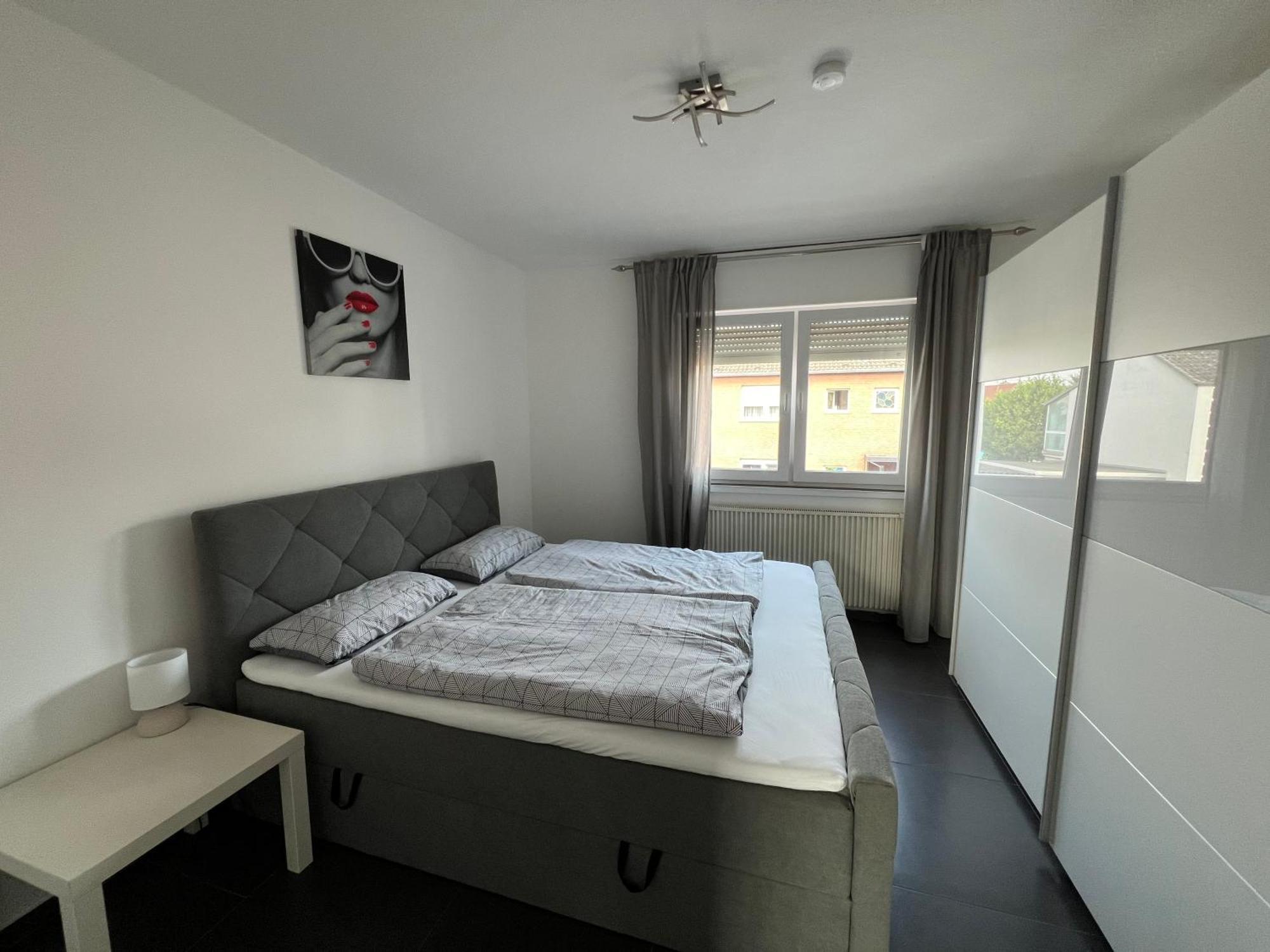 Elegante Apartment In Erftstadt Mit Balkon, Zentral, Bahnhof Nah, Phantasialand Bruehl Bei Cologne ภายนอก รูปภาพ
