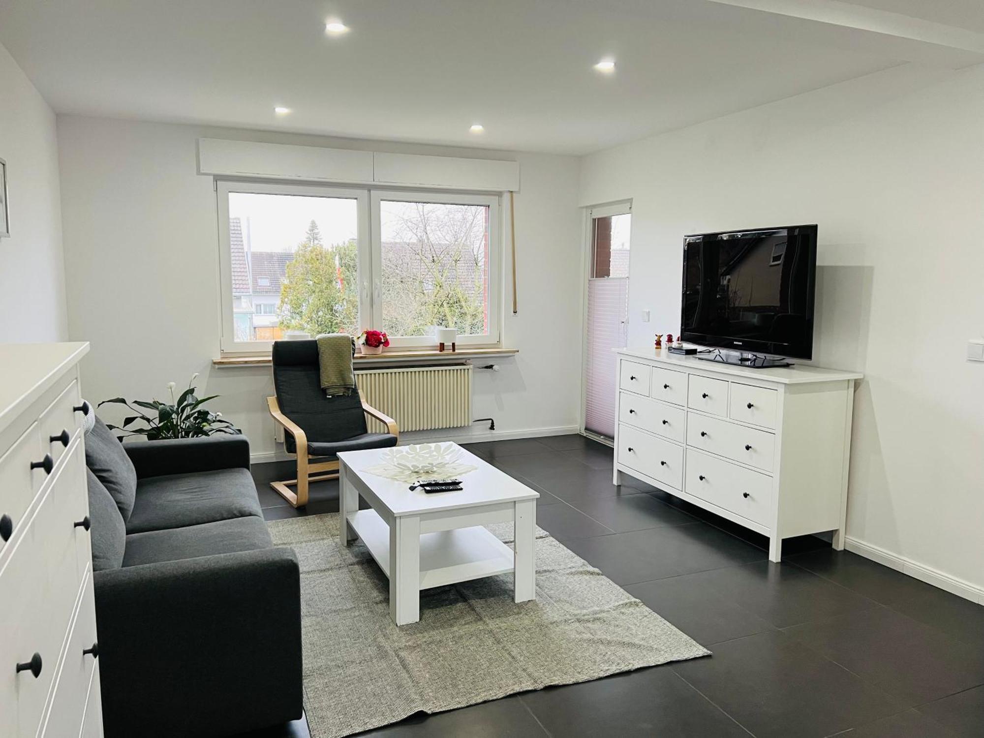 Elegante Apartment In Erftstadt Mit Balkon, Zentral, Bahnhof Nah, Phantasialand Bruehl Bei Cologne ภายนอก รูปภาพ